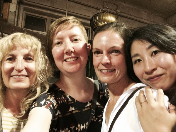 Image of artists Beate, Melissa and Kaori, with the Künstlerwe